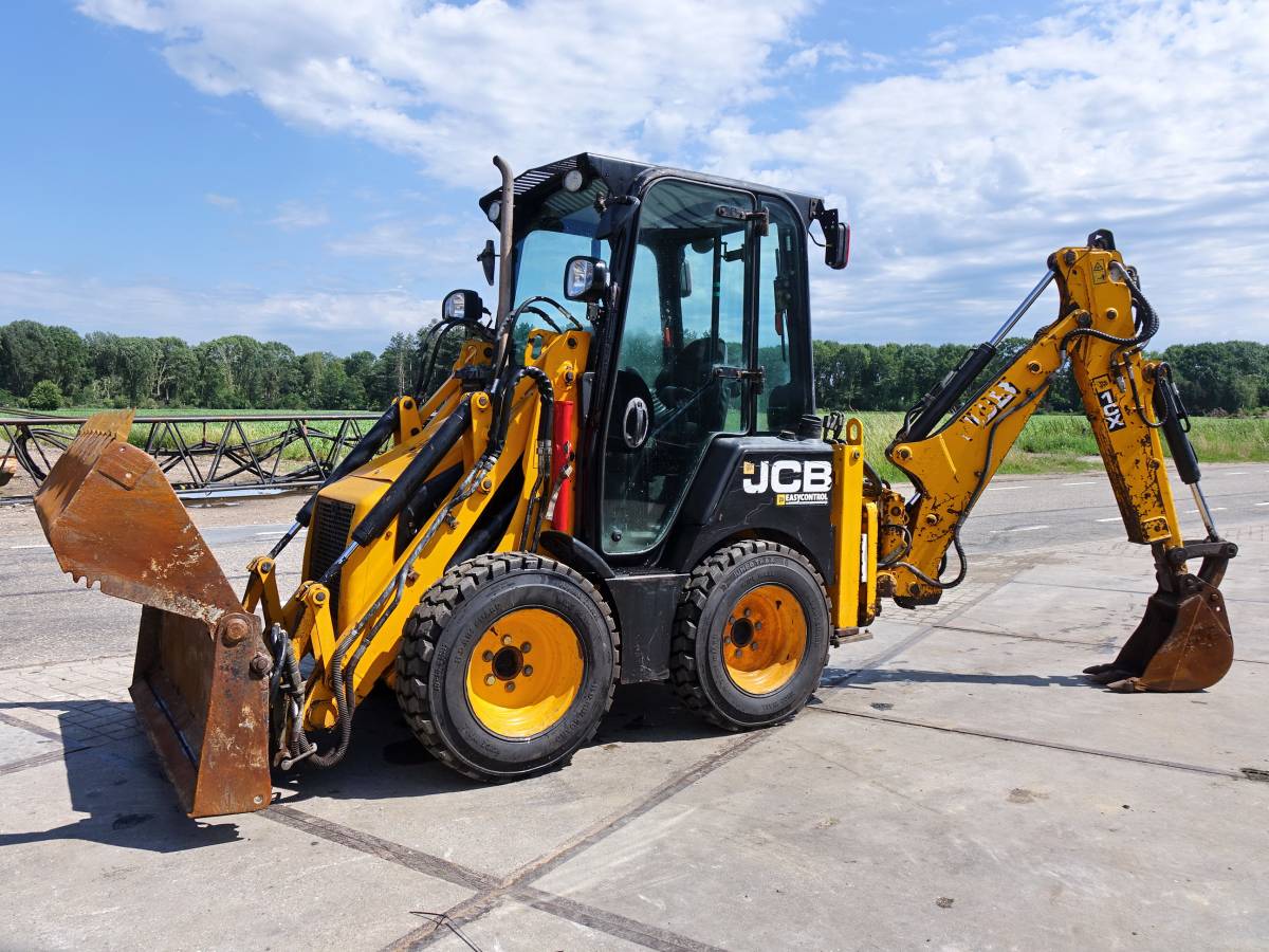 JCB 1CX - Telescopic boom (EASY CONTROL SYSTEM)